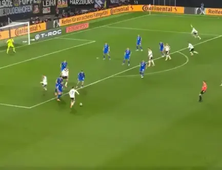 Returning to His Best Form in a Familiar Role